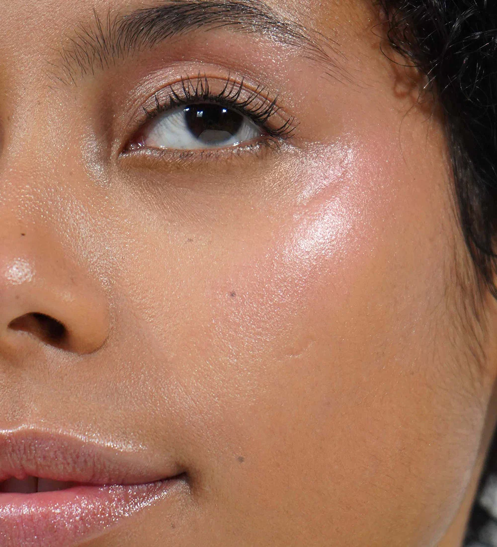 Pretty Shiny Cream Highlighter - Image 16